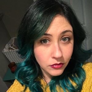 Meet your Posher, Beth